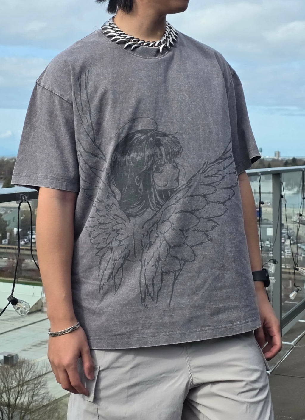 Looking Back ꒰ঌ ໒꒱ Angel Print Gray Acid Wash T-shirt